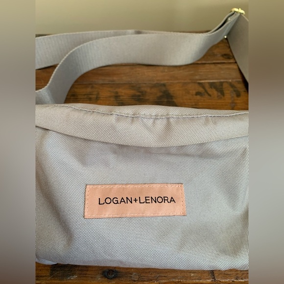 Logan and Lenora belt bag canvas tan/gray stone fanny pack - Picture 2 of 8